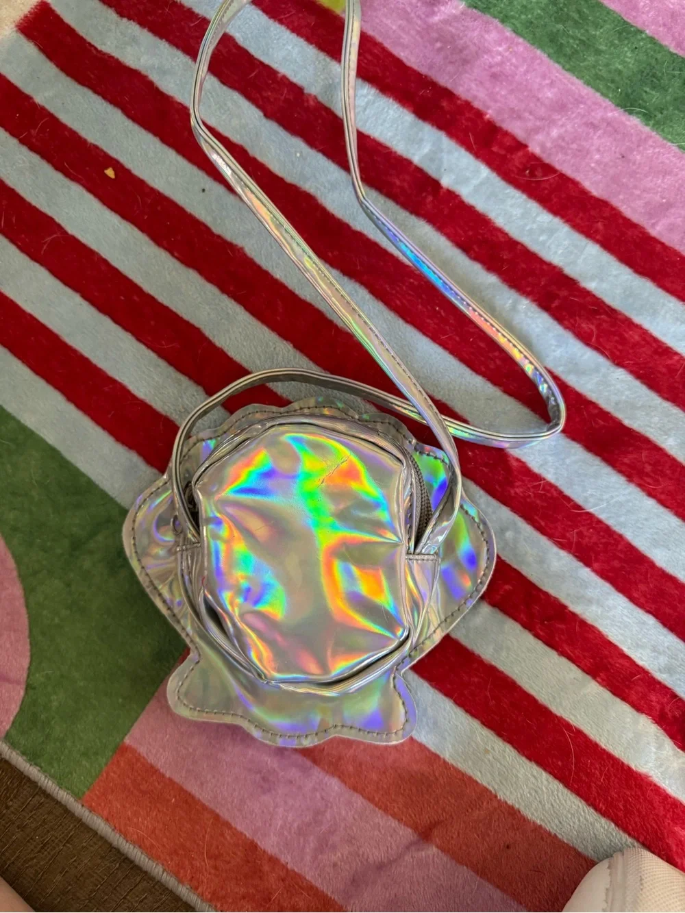 Holographic Shell Crossbody Bag - Iridescent Silver